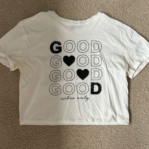 “Good Vibes Only” t-shirt